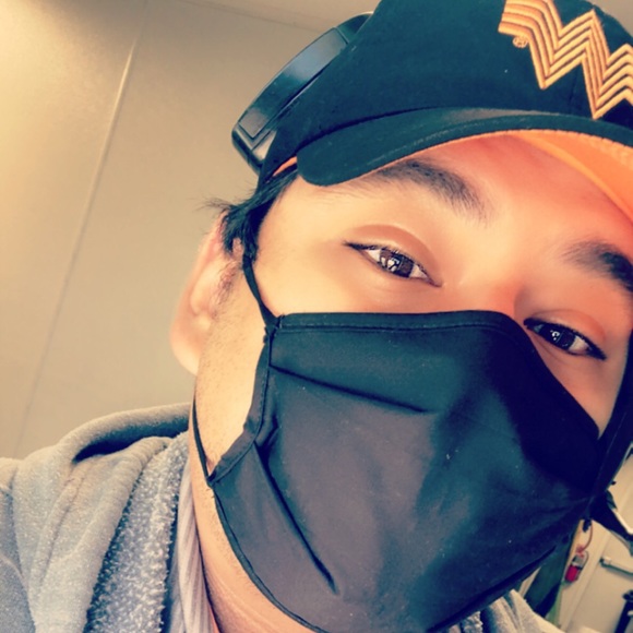 Meet your Posher, Edward - Picture 1 of 1